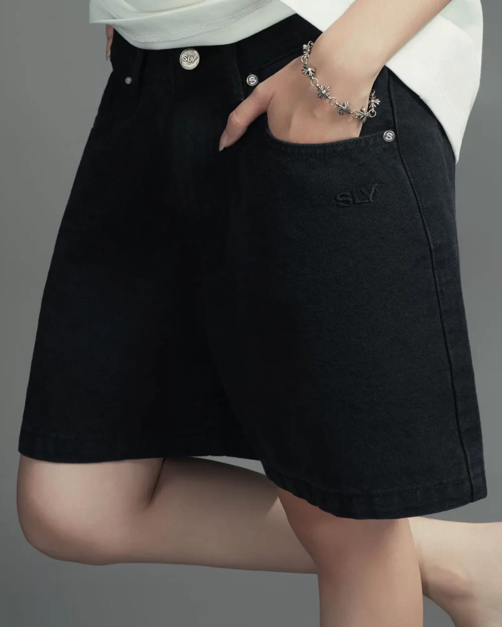 Black Classic Canvas Short 14