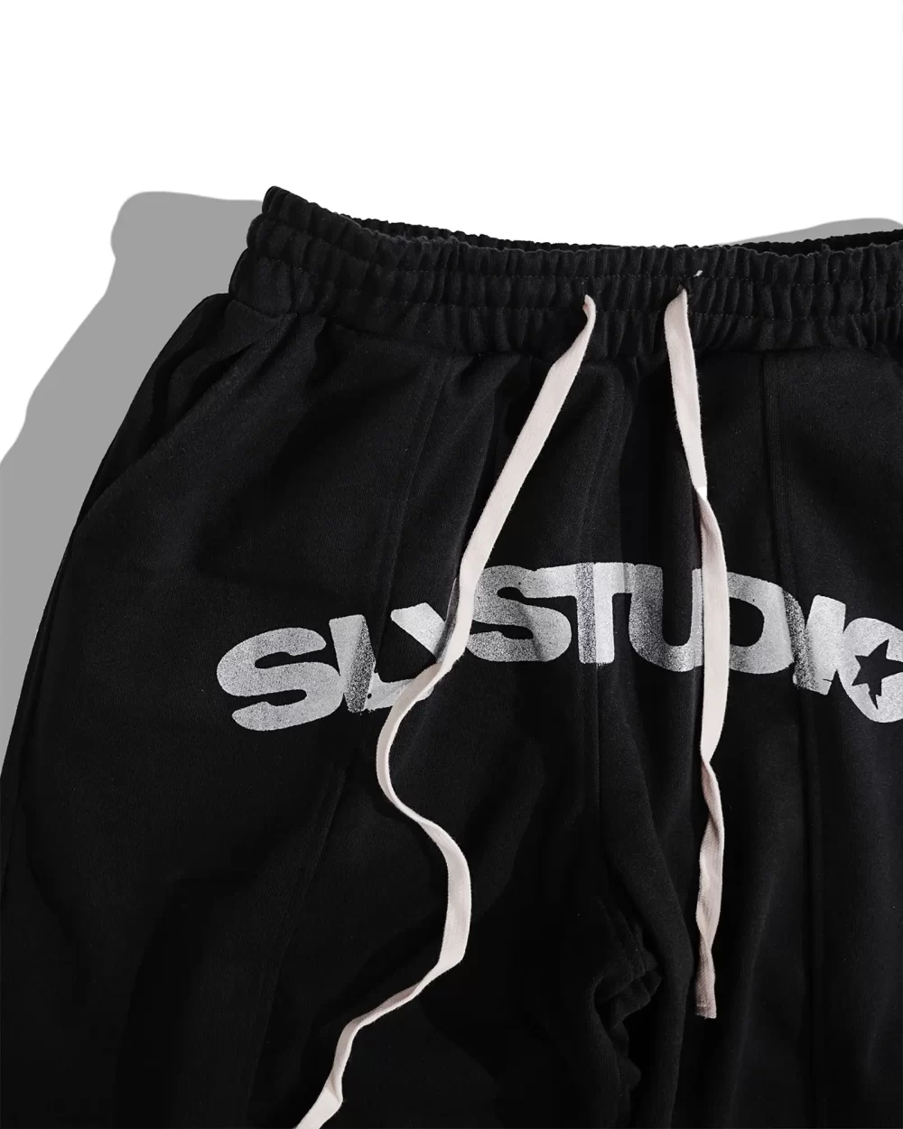 Black Starburst Short 7