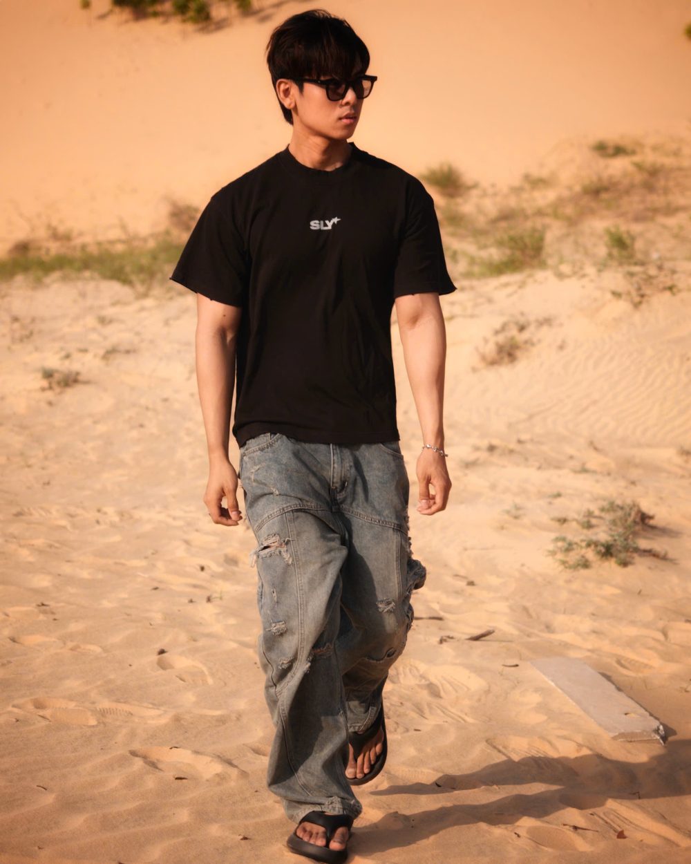 Black T-shirt Starburst washed 17