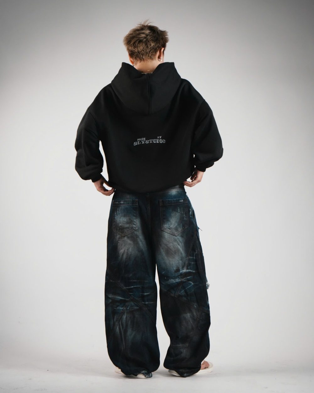 SLY Rusty Loose Fit Jeans 12